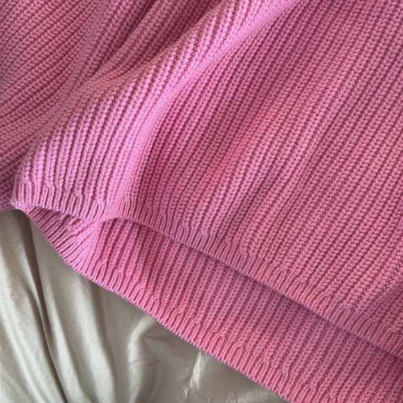 COS Pink V-Neck Sweater with Chunky Knit and Relaxed Fit - Picture 6 of 7